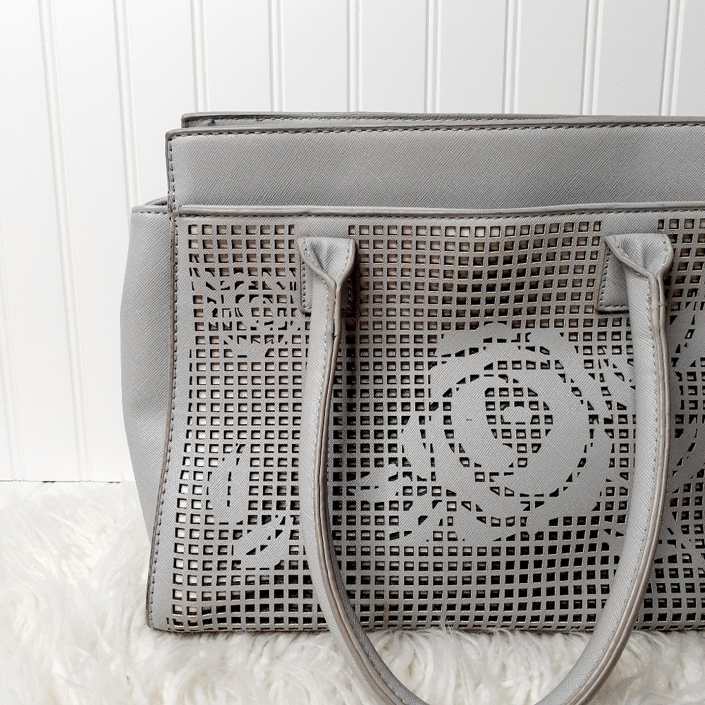 C gray light bag 0225 - Picture 3 of 16